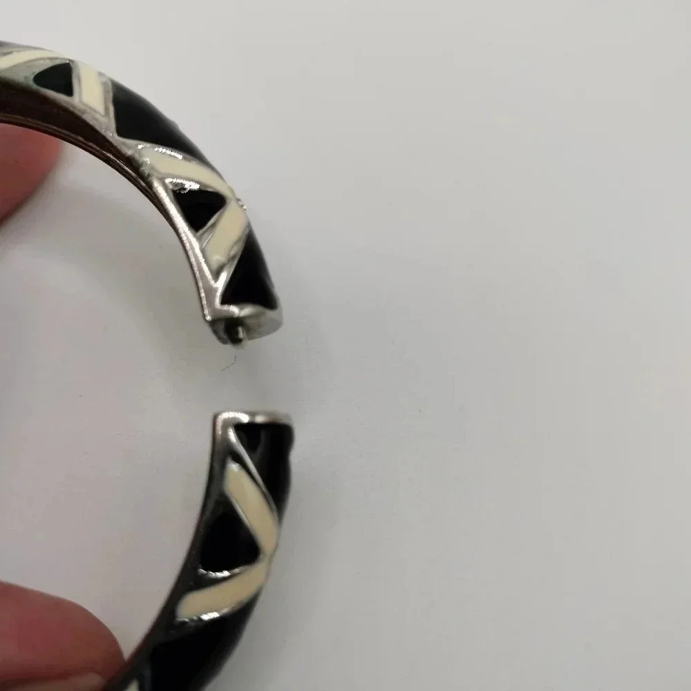 Black Cream Enamel Rhinestones Accents Hinge Closure Bangle Silver Tone Bracelet